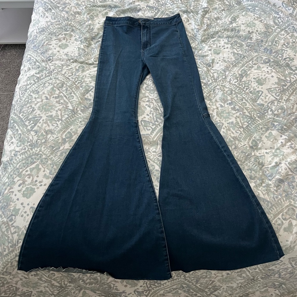 Just Float On Flare Jeans - Picture 5 of 7